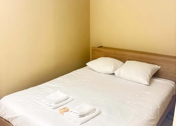 Le Ciel De Fabron Piscine Et Tennis *