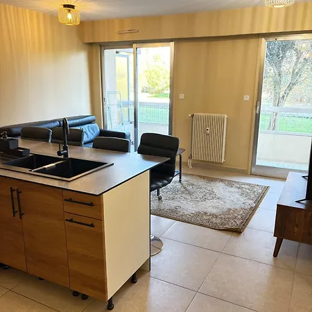 Apartman Le Ciel De Fabron Piscine Et Tennis