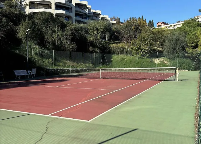 Le Ciel De Fabron Piscine Et Tennis Apartman Nizza