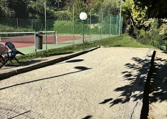 Le Ciel De Fabron Piscine Et Tennis Nizza